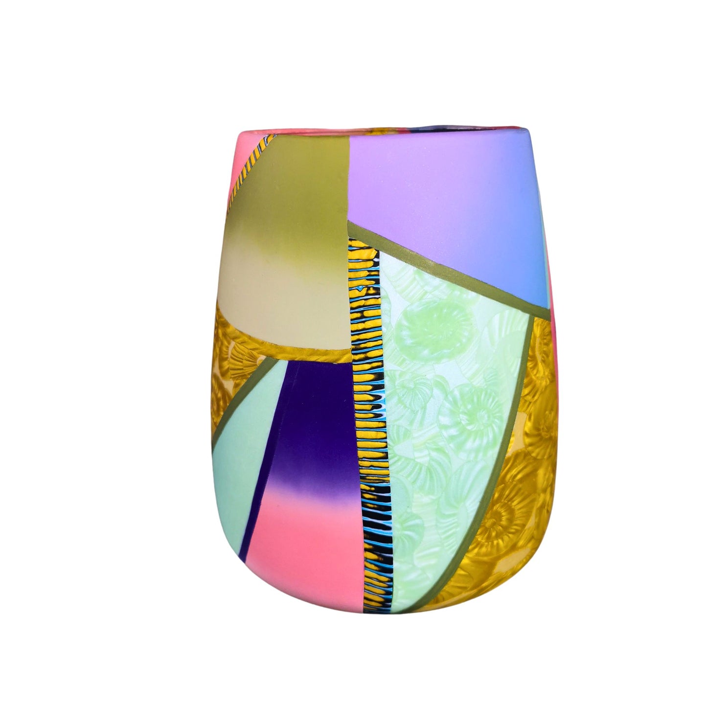 Vase with geometrical patterns