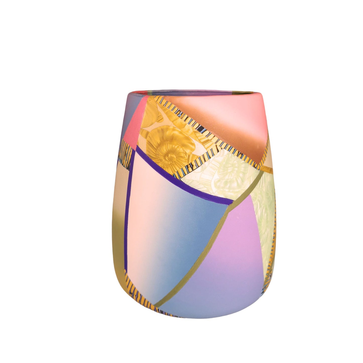 Vase with geometrical patterns
