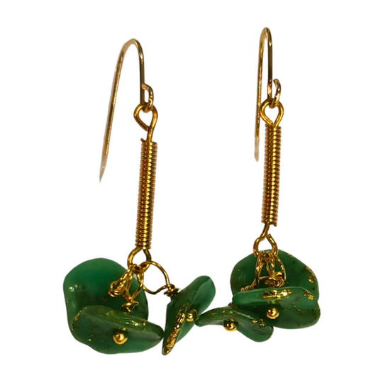 Elegante hængeøreringe i grøn jade-look